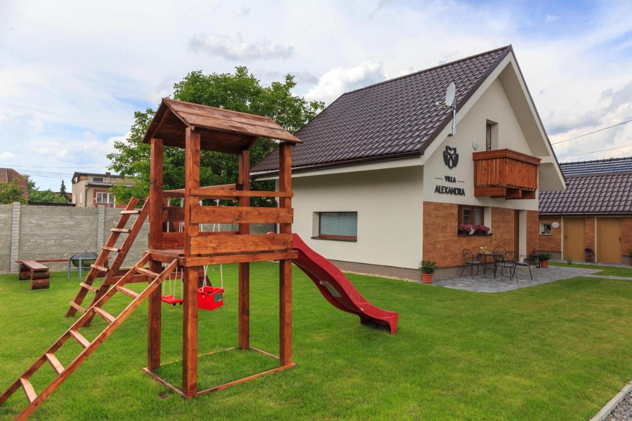 Villa Michaela Bešeňová Eksteriør bilde
